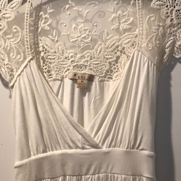 White Lace Top - Picture 2 of 3